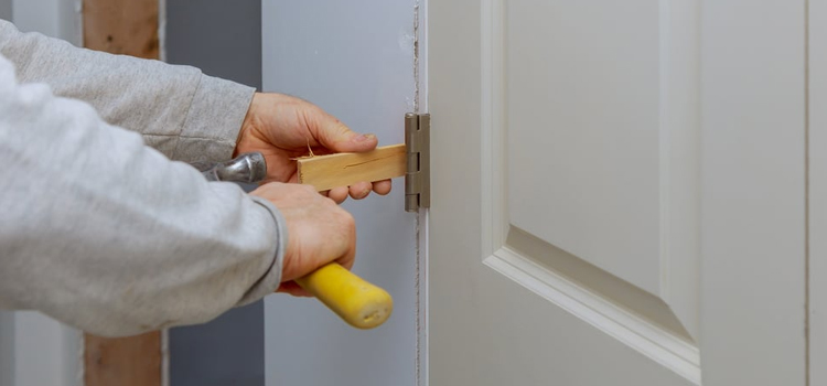 fiberglass entry door repair in Leesburg